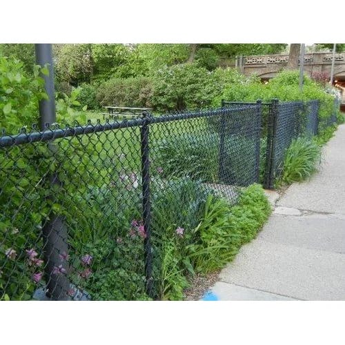 gardenbeehub chain link trellis